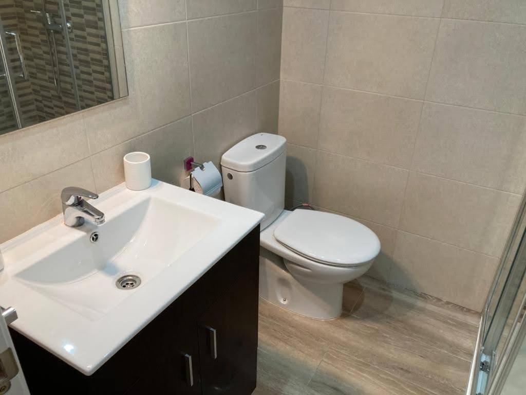 Apartamento Estudio en Chinasol Primera Línea Playa San Cristóbal Almunecar Exterior foto